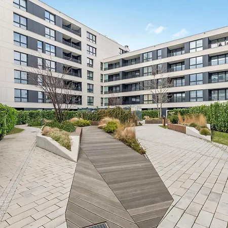 アパート Portova Q4apartments グディニャ