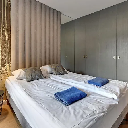 Portova Q4apartments * グディニャ