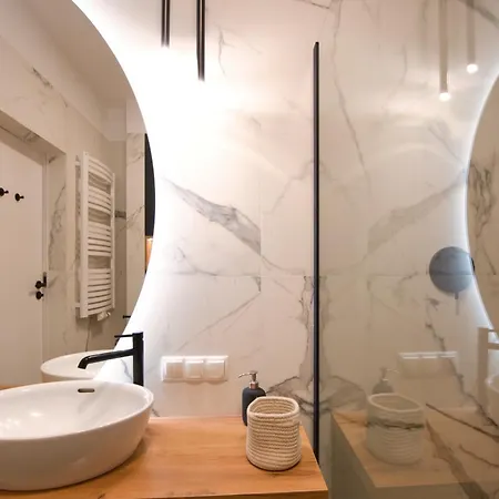 شقة Portova Q4apartments غدينيا