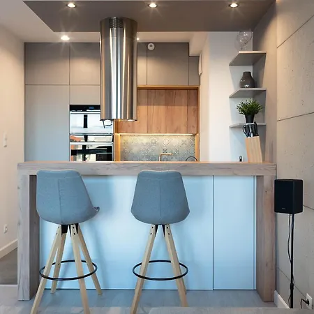 Portova Q4apartments شقة غدينيا