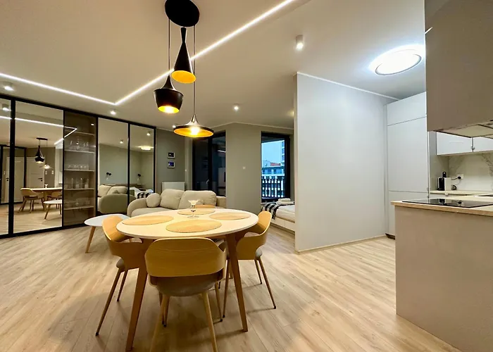 Portova Q4apartments شقة غدينيا