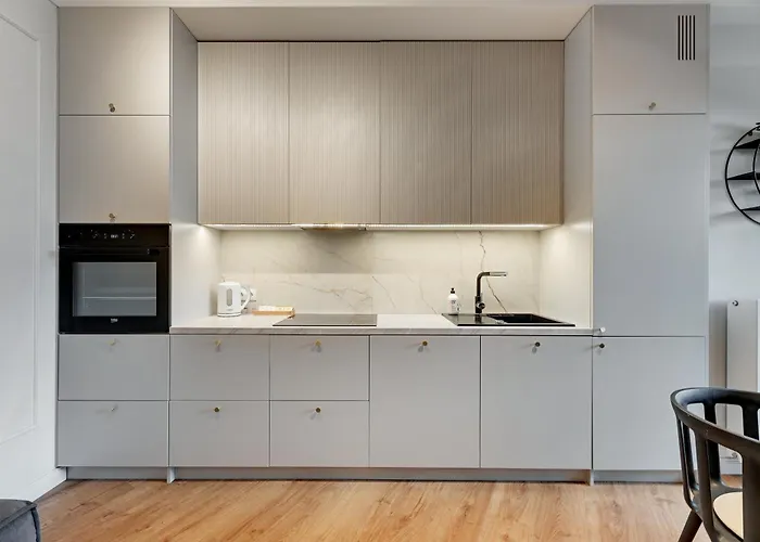 Portova Q4apartments شقة غدينيا