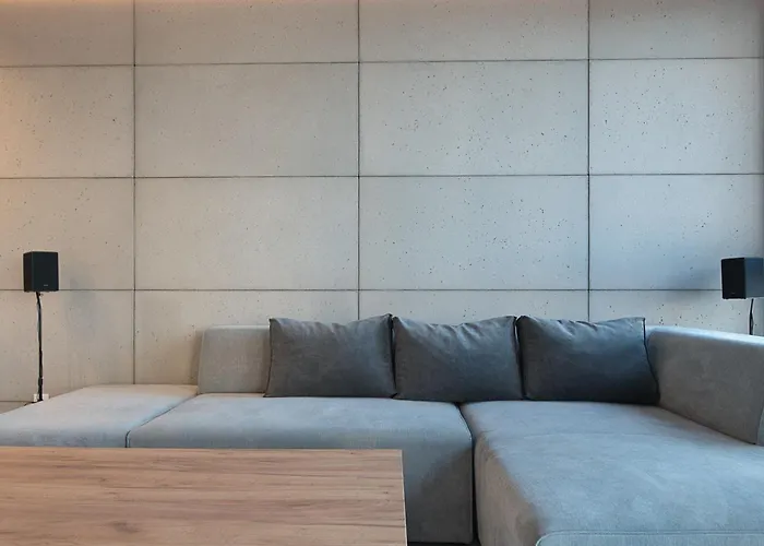 Portova Q4apartments شقة *