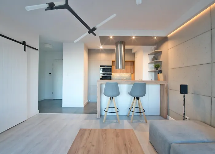 Portova Q4apartments شقة غدينيا